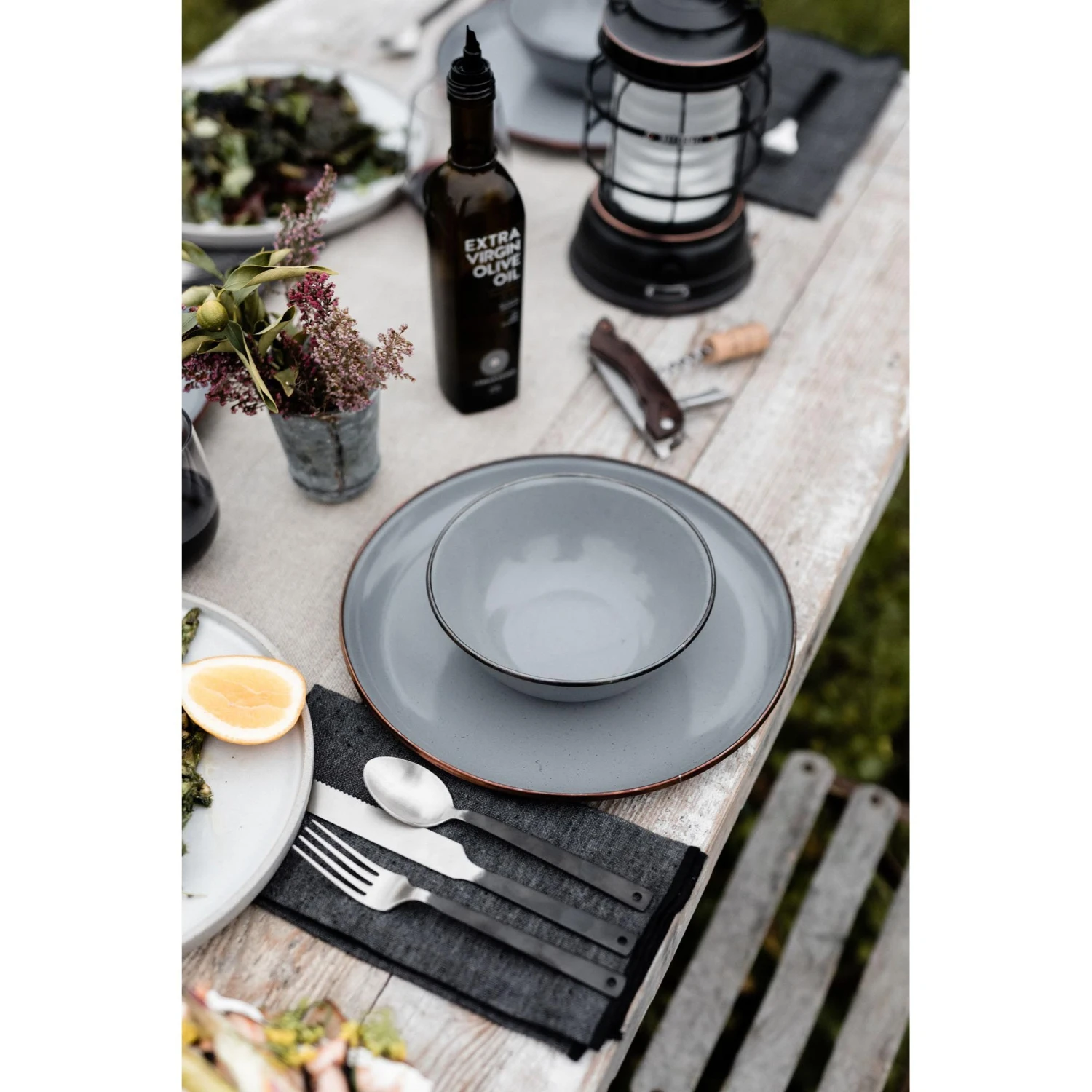 Barebones Emaille Plat Bord ø 280 Mm Grey 2-pack 5 Barebones Emaille Plat Bord ø 280 Mm Grey 2-pack - Afbeelding 3